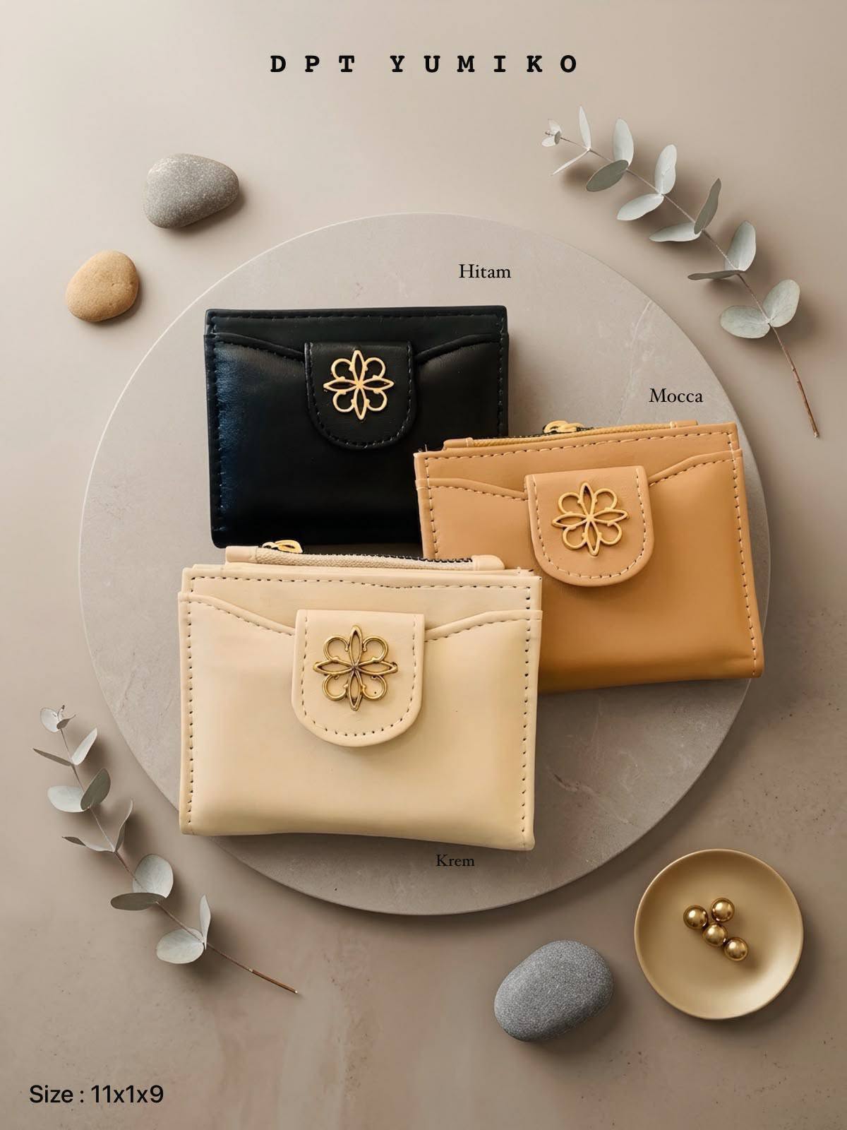 Dompet Lipat Monogram